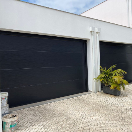 Porte de garage sectionnelle résidentielle sur mesure | Configurateur A2T